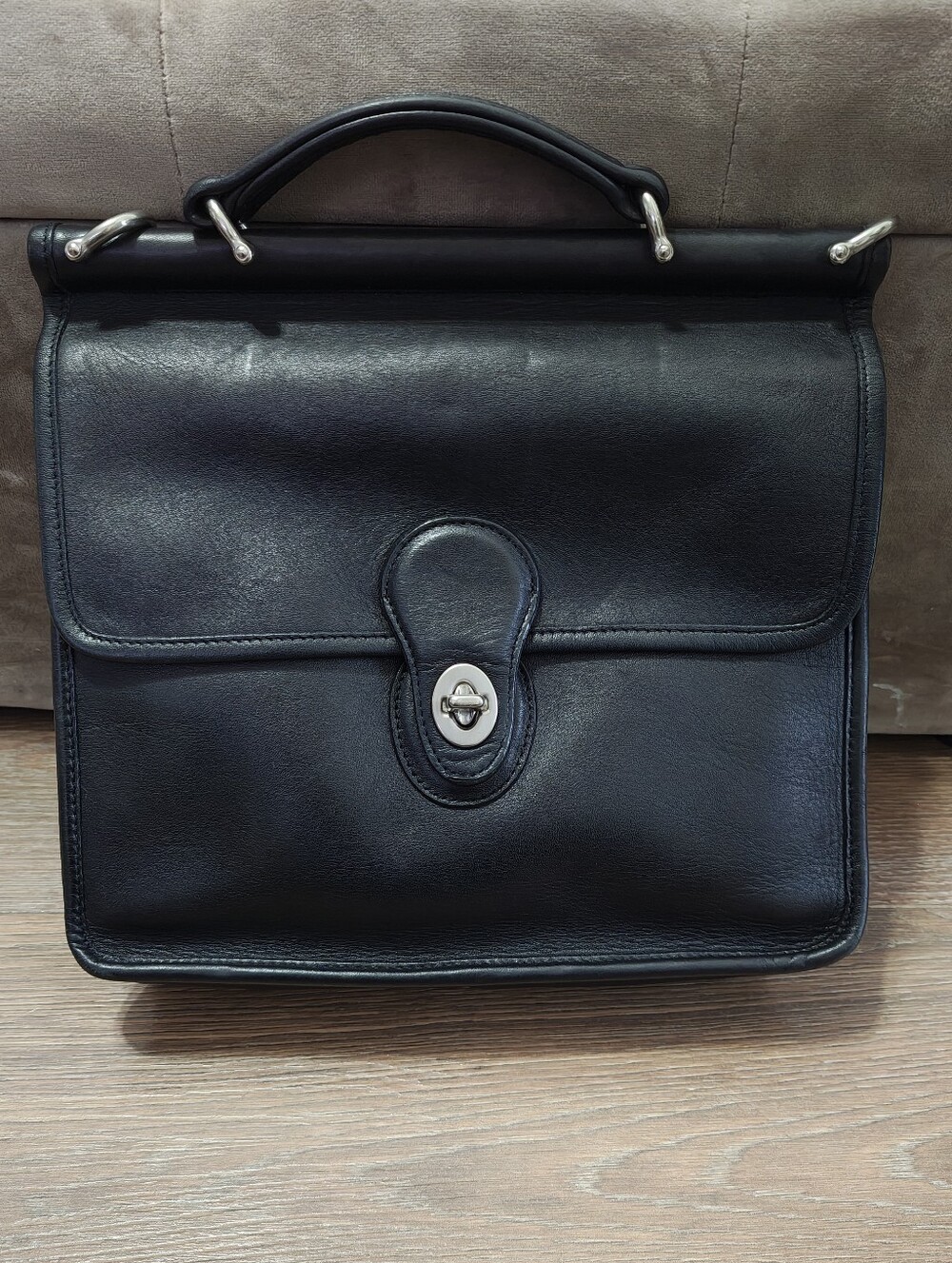 Vintage Coach Black Willis Silver Nickel Hardware 9927